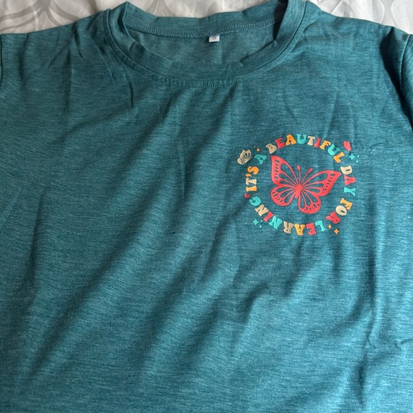 tshirt Size Small - Picture 1 of 2